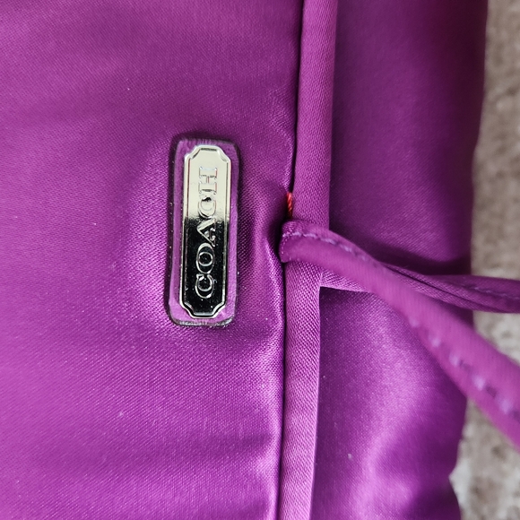 Coach Silk Jewelry Pouch - Picture 6 of 7